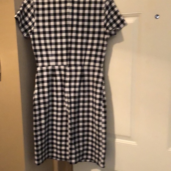 Old Navy Black and White Plaid knee High Dress XS - Picture 4 of 7